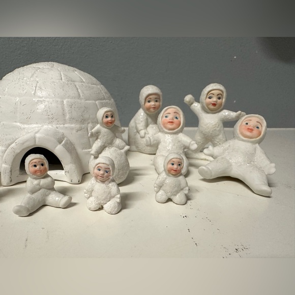 Snow Babies Collection with Igloo - Picture 3 of 7